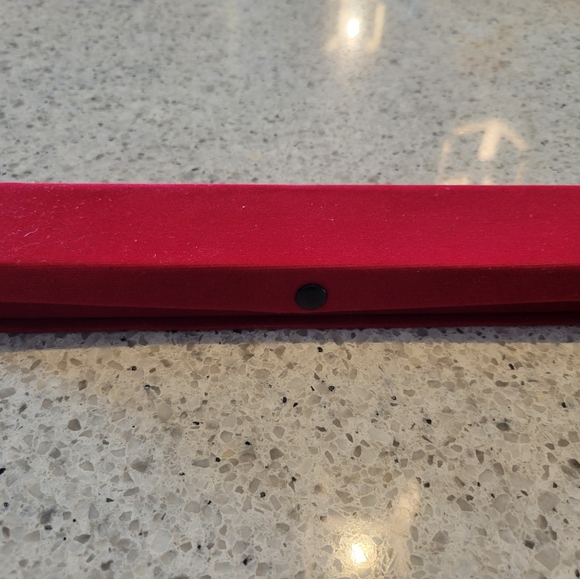 ESQ,BY MOVADO SWISS MUVMENT LADY'S WRIST WATCH. - Picture 7 of 8